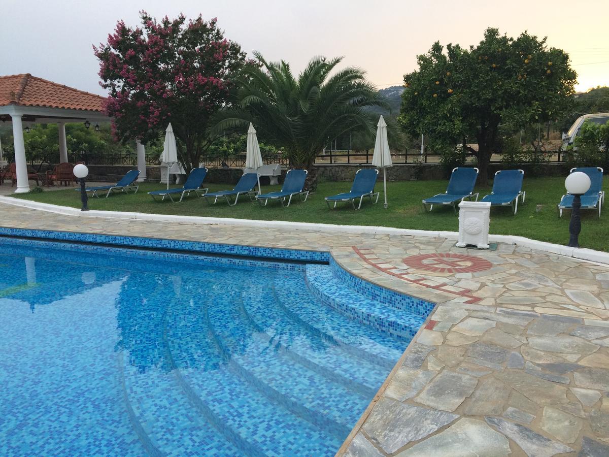 Regina Nina Otel Vasilátika Dış mekan fotoğraf