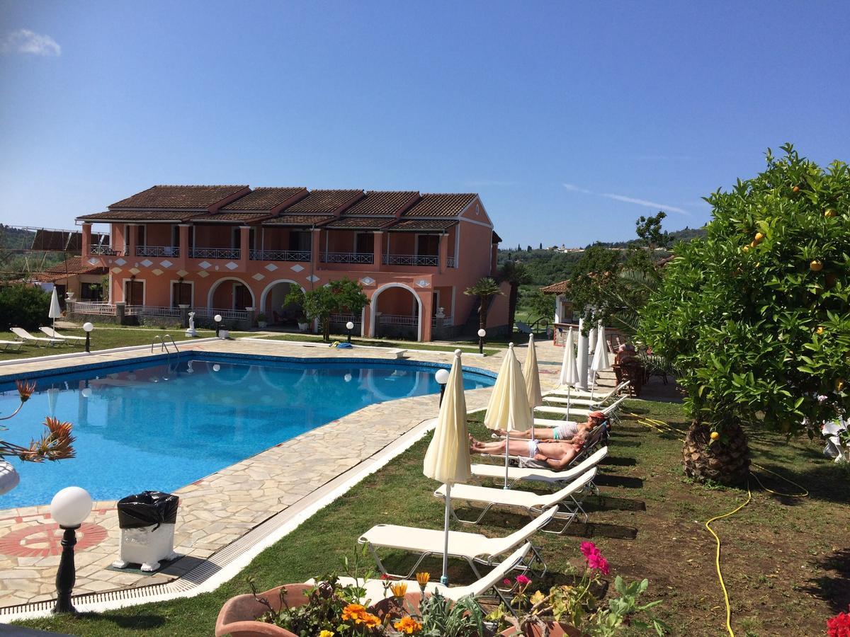 Regina Nina Otel Vasilátika Dış mekan fotoğraf