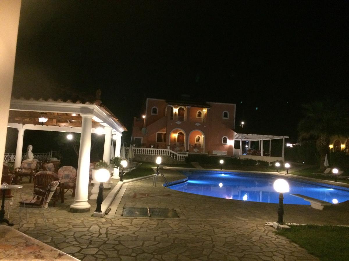 Regina Nina Otel Vasilátika Dış mekan fotoğraf
