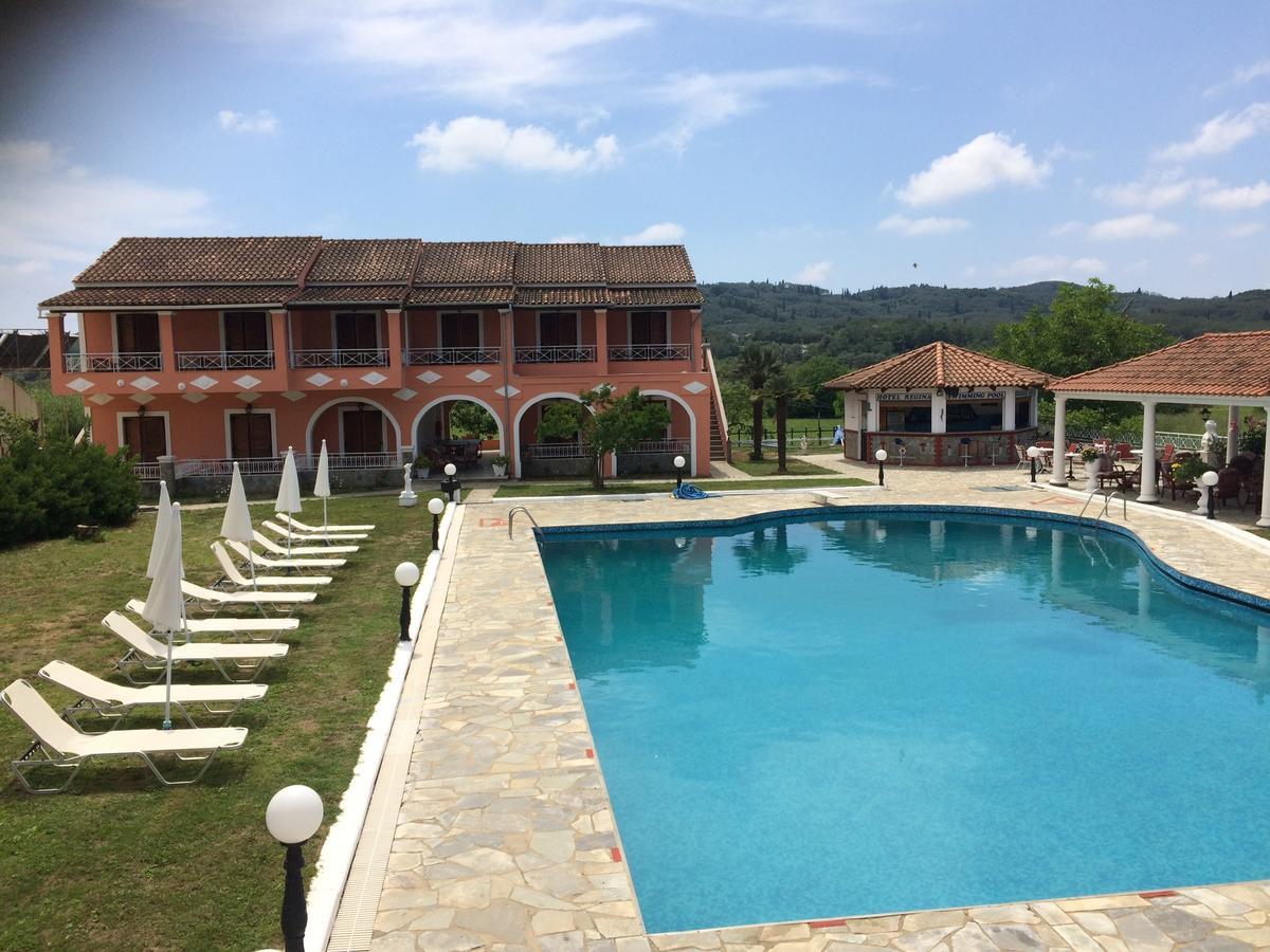 Regina Nina Otel Vasilátika Dış mekan fotoğraf